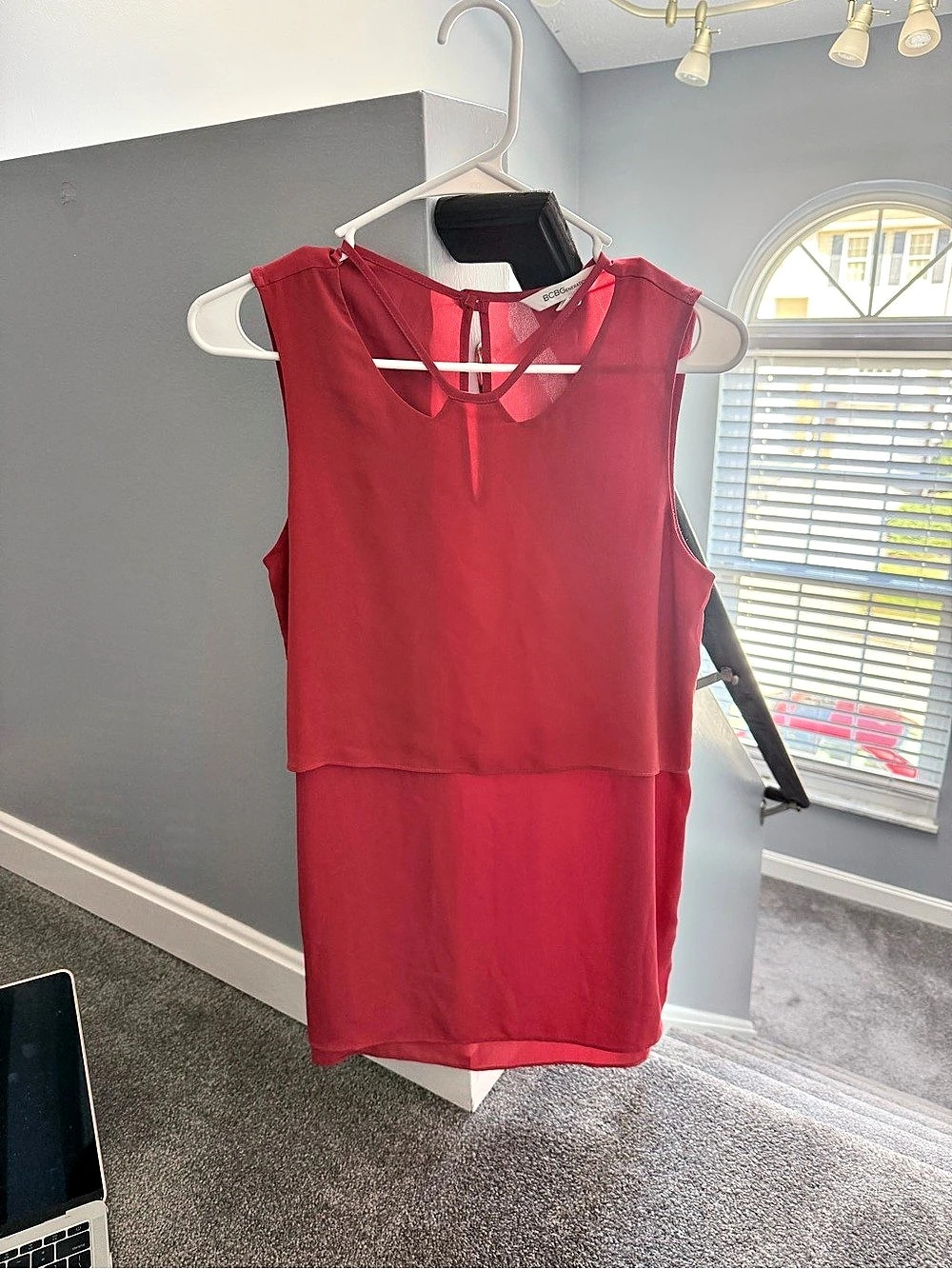 BCBG Sleeveless Blouse Size XS Like New